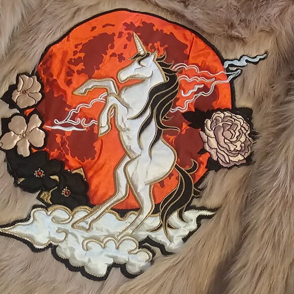 Rare Limited Edition Nicki Minaj H&M Pink Fur Fuzzy Rave Festival Unicorn 10 - Picture 9 of 9